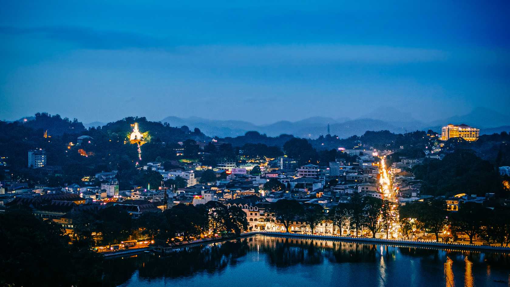 Kandy, City, Evening, Lights, Sri Lanka, Tea growing region